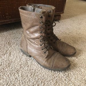 Steven madden combat boots